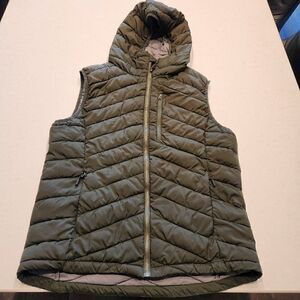 MT Mountaineering hooded vest. Size L